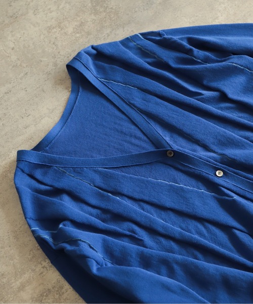 NOMBRE IMPAIR（ノンブルアンペール）の「ハイツイストコットン　タックラインVカーデ（カーディガン/ボレロ・レディース・ブルー/ライトグリーン/ホワイト・FREE）」の12枚目の写真