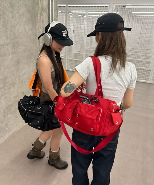 BLACKPURPLE(ブラックパープル)の「オーバーロードカーゴバッグ Overload Cargo Bag_Red(ボストンバッグ・レディース・レッド・FREE)」の21枚目の写真