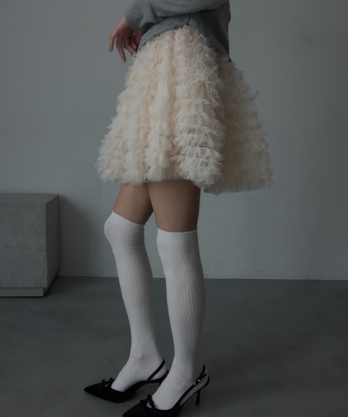Nadana(ナダナ)の「チュールボリュームミニスカート(スカート・レディース・グレー/アイボリー・FREE)」の17枚目の写真