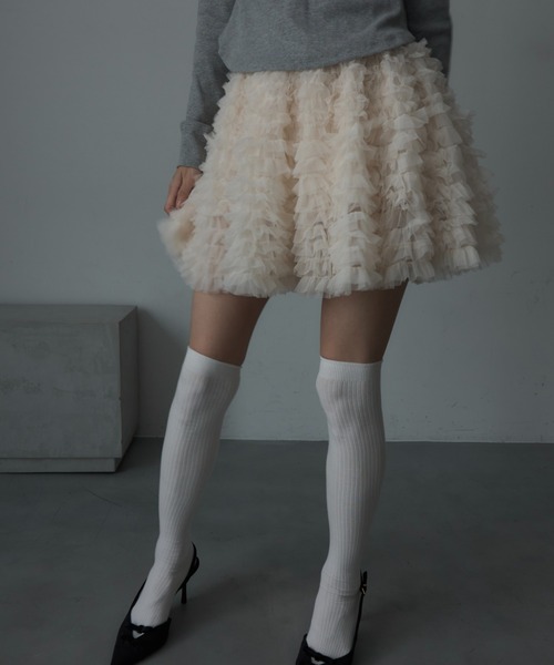 Nadana(ナダナ)の「チュールボリュームミニスカート(スカート・レディース・グレー/アイボリー・FREE)」の18枚目の写真