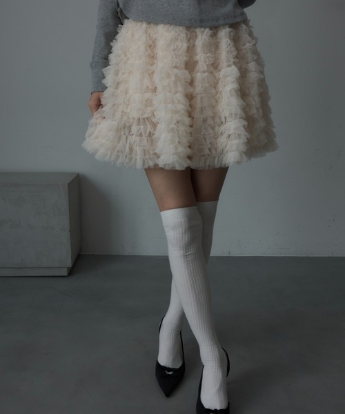 Nadana(ナダナ)の「チュールボリュームミニスカート(スカート・レディース・グレー/アイボリー・FREE)」の20枚目の写真