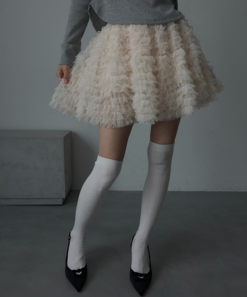 Nadana(ナダナ)の「チュールボリュームミニスカート(スカート・レディース・グレー/アイボリー・FREE)」の21枚目の写真