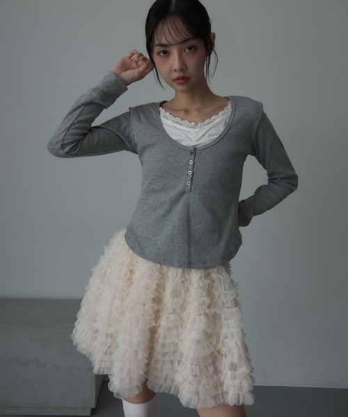 Nadana(ナダナ)の「チュールボリュームミニスカート(スカート・レディース・グレー/アイボリー・FREE)」の8枚目の写真
