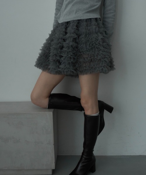 Nadana(ナダナ)の「チュールボリュームミニスカート(スカート・レディース・グレー/アイボリー・FREE)」の22枚目の写真