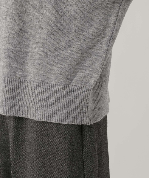 Elura（エルーラ）の「モヘアライクVネックプルオーバー/628845（ニット/セーター・レディース・グレー/ネイビー/ライトピンク・FREE）」の5枚目の写真