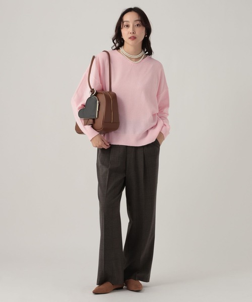 Elura（エルーラ）の「モヘアライクVネックプルオーバー/628845（ニット/セーター・レディース・グレー/ネイビー/ライトピンク・FREE）」の18枚目の写真