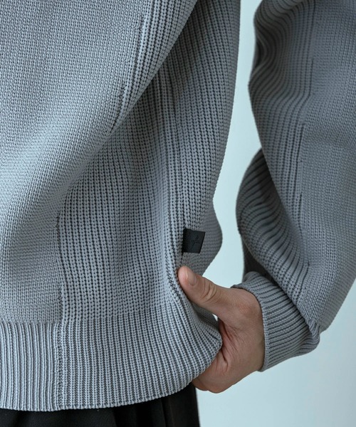 +phenix(プラスフェニックス)の「【WEB・直営店限定】+phenix(プラスフェニックス)HYBRID KNIT LONGSLEEVE PULLOVER ハイブリッド ニット ロングスリーブ プルオーバー(軽量/通気性)(ニット/セーター・メンズ・アイボリー/グレー/ブラック・XL/L/M/S)」の15枚目の写真