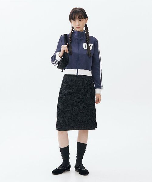 KIMZISU(キムジス)の「Multicolour Embroidery Velvet Mini Bag _ BLACK(ショルダーバッグ・レディース・ブラック・OS)」の9枚目の写真