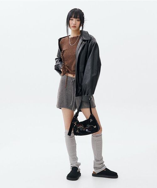 KIMZISU(キムジス)の「Multicolour Embroidery Velvet Mini Bag _ BLACK(ショルダーバッグ・レディース・ブラック・OS)」の10枚目の写真