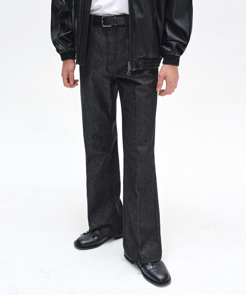 DECET(デケト)の「Dawn Semi Flared Jeans DCPT044CPBlack2(デニムパンツ・レディース・その他・26/28/30/32/34)」の1枚目の写真