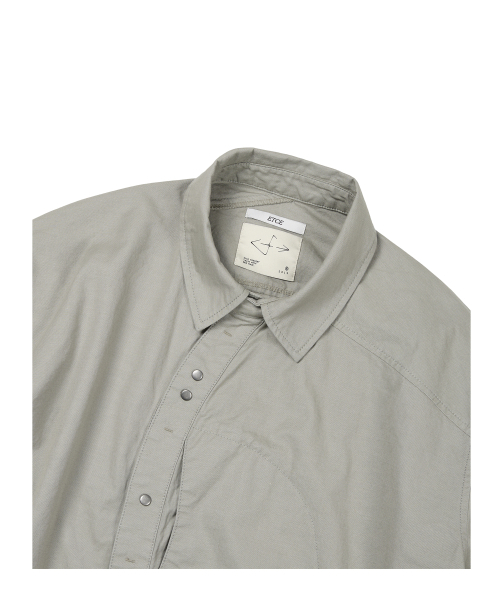 ETCE(イーティーシーイー)の「CURVED COTTON SHIRTS (GRAY)(シャツ/ブラウス・メンズ・その他・MEDIUM/LARGE/X-LARGE)」の3枚目の写真