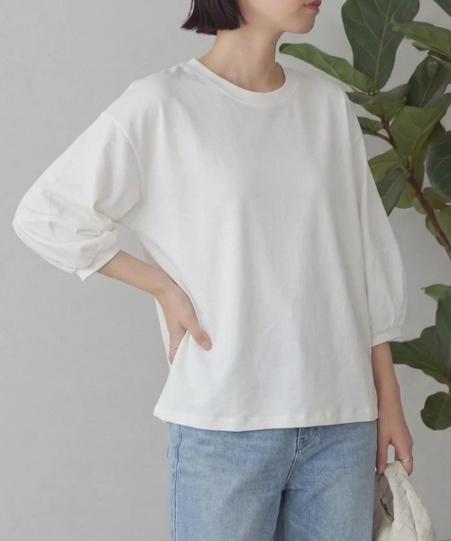 cammie(キャミー)の「クルーネックトップス(Tシャツ/カットソー・レディース・ホワイト/ブラック・M/L)」の3枚目の写真
