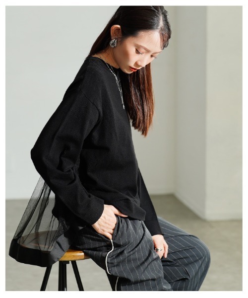 Sawa a la mode(サワアラモード)の「バックチュールニットプルオーバー(ニット/セーター・レディース・ブラック・FREE)」の9枚目の写真