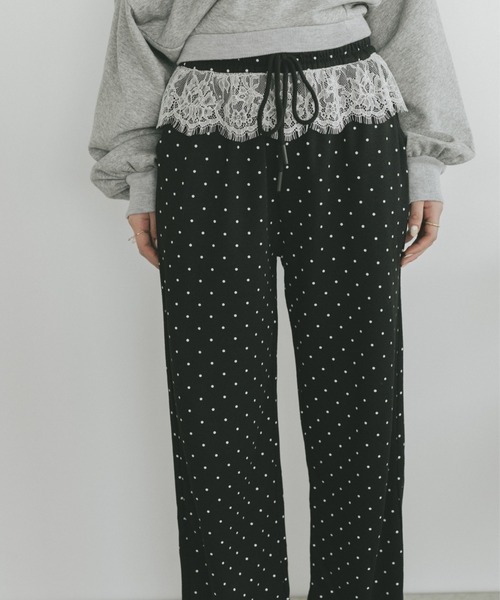 VANNIE U（ヴァニーユー）の「レースレイヤードドットイージーパンツ（その他パンツ・レディース・ブラック/グレー・FREE）」の3枚目の写真