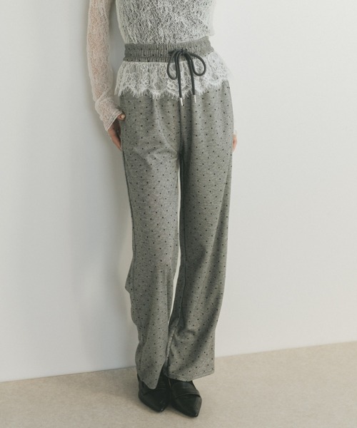 VANNIE U（ヴァニーユー）の「レースレイヤードドットイージーパンツ（その他パンツ・レディース・ブラック/グレー・FREE）」の11枚目の写真