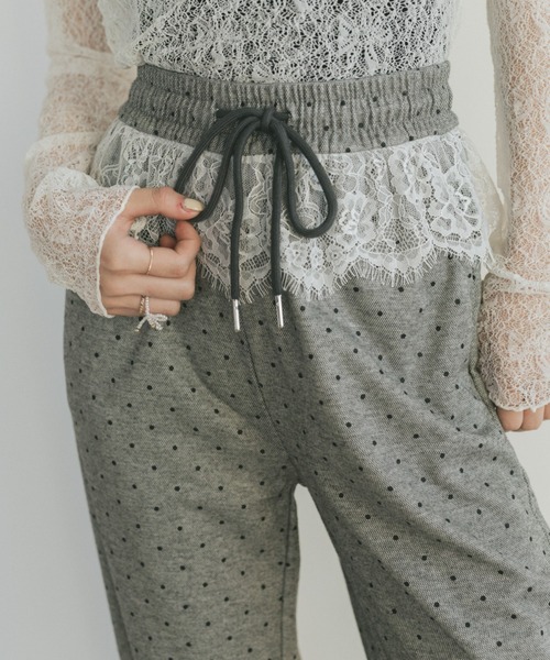 VANNIE U（ヴァニーユー）の「レースレイヤードドットイージーパンツ（その他パンツ・レディース・ブラック/グレー・FREE）」の12枚目の写真
