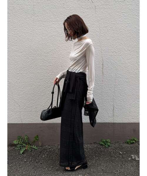 LAGUNAMOON（ラグナムーン）の「ドレープボウタイカットトップス（Tシャツ/カットソー・レディース・ラベンダー/ミント/ブラック/アイボリー・FREE）」の21枚目の写真