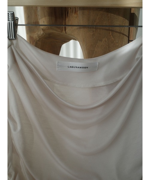 LAGUNAMOON(ラグナムーン)の「ドレープボウタイカットトップス 【夏服】(Tシャツ/カットソー・レディース・ラベンダー/ミント/ブラック/アイボリー・FREE)」の5枚目の写真