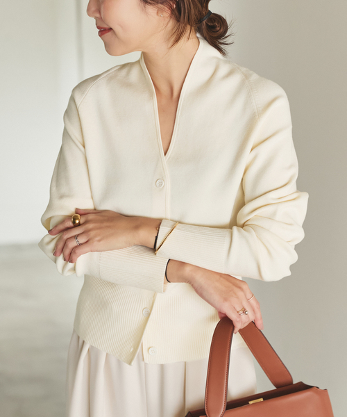 plage（プラージュ）の「LE PETIT PULLE / ル プティ プレ 別注 TULIP COLLAR カーディガン（カーディガン/ボレロ・レディース・ブラック/タン/ホワイト・FREE）」の2枚目の写真