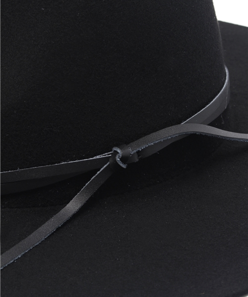 MOUSSY（マウジー）の「2WAY LEATHER BELT HAT（キャップ・レディース・ダークカーキ/グレー/キャメル/ブラック・FREE）」の9枚目の写真
