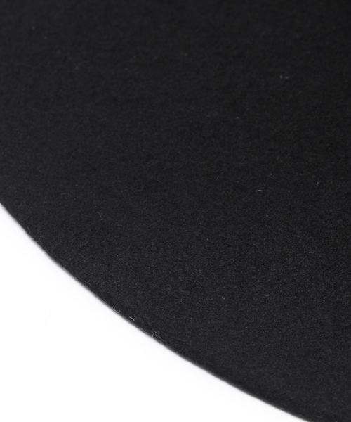 MOUSSY（マウジー）の「2WAY LEATHER BELT HAT（キャップ・レディース・ダークカーキ/グレー/キャメル/ブラック・FREE）」の11枚目の写真