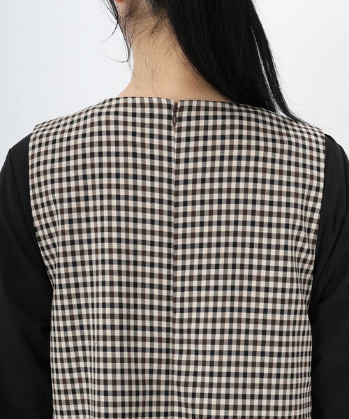 STRAWBERRY-FIELDS（ストロベリーフィールズ）の「ハウスチェックストレッチ（ジャンパースカート・レディース・ブラウン系・2）」の6枚目の写真