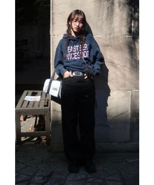 eastserviceshop(イーストサービスショップ)の「Vice Shop Dyed Hoodie - Washed Navy(パーカー・レディース・ネイビー・SMALL/MEDIUM)」の4枚目の写真