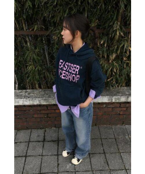 eastserviceshop(イーストサービスショップ)の「Vice Shop Dyed Hoodie - Washed Navy(パーカー・レディース・ネイビー・SMALL/MEDIUM)」の6枚目の写真