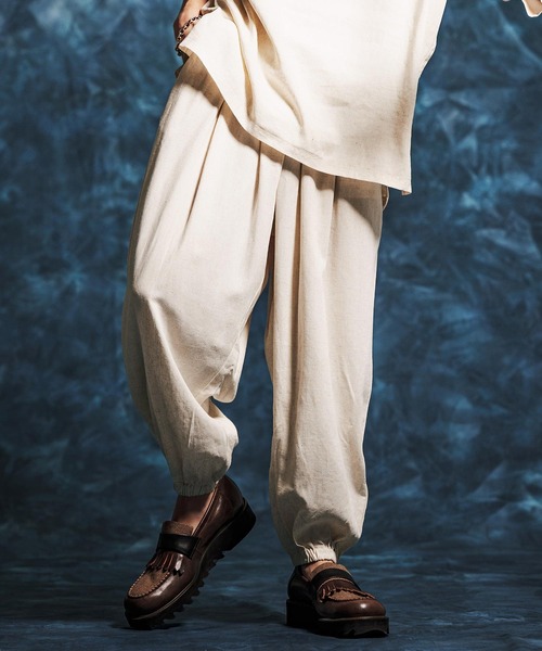 Jih Nunc(ジーヌンク)の「mp14512-レーヨンリネンバルーンパンツ(JIH-R1159)(その他パンツ・メンズ・キナリ/カーキ/ブラック・L/M/S)」の2枚目の写真