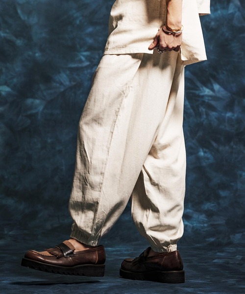 Jih Nunc(ジーヌンク)の「mp14512-レーヨンリネンバルーンパンツ(JIH-R1159)(その他パンツ・メンズ・キナリ/カーキ/ブラック・L/M/S)」の4枚目の写真