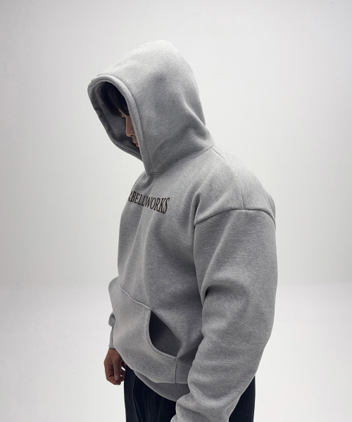 BARBELLWORKS(バーベルワークス)の「レタリングヘビーコットン二重生地フードパーカー(パーカー・メンズ・グレー/ブラック・LARGE/X-LARGE)」の5枚目の写真
