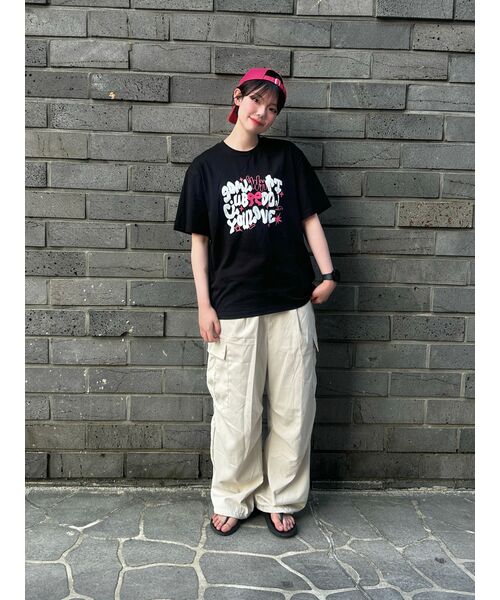 5OML（オーオーエムエル）の「[クロップオーバーサイズ2タイプ] WHAT DO YOU LOVE 半袖Tシャツ (ブラック)（Tシャツ/カットソー・レディース・ブラック・M/L）」の13枚目の写真