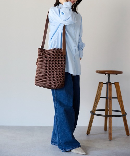 &MARKS(アンドマークス)の「N26【メッシュ×本革】ショルダーバッグ(ショルダーバッグ・レディース・ブラック/グレー/シャンパン/ブラウン・FREE)」の19枚目の写真
