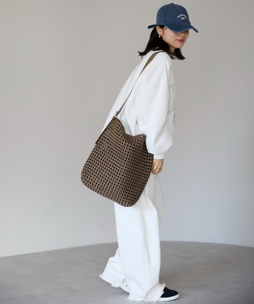 &MARKS(アンドマークス)の「N26【メッシュ×本革】ショルダーバッグ(ショルダーバッグ・レディース・ブラック/グレー/シャンパン/ブラウン・FREE)」の14枚目の写真