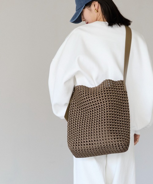 &MARKS(アンドマークス)の「N26【メッシュ×本革】ショルダーバッグ(ショルダーバッグ・レディース・ブラック/グレー/シャンパン/ブラウン・FREE)」の10枚目の写真