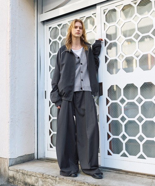 ROCHEM(ローシェン)の「【セットアップ対応】パイピングデザインディープタックトラックパンツ(その他パンツ・メンズ・グレー/ブラック・S/M/L/XS)」の22枚目の写真