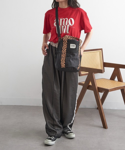 FREDRIK PACKERS(フレドリックパッカーズ)の「【FREDRIK PACKERS】≪別注≫COLUMN TOTE ショルダーバッグ/手提げトート/巾着(ショルダーバッグ・レディース・レオパード/ブラック系1/ブラック系2・FREE)」の10枚目の写真