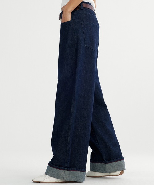 Bie(ビエ)の「インディゴ ワイドデニムパンツ(デニムパンツ・レディース・ブルー・M/S/L)」の3枚目の写真