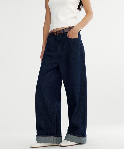 Bie(ビエ)の「インディゴ ワイドデニムパンツ(デニムパンツ・レディース・ブルー・M/S/L)」の11枚目の写真
