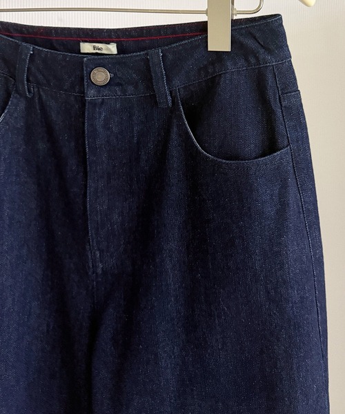 Bie(ビエ)の「インディゴ ワイドデニムパンツ(デニムパンツ・レディース・ブルー・M/S/L)」の18枚目の写真