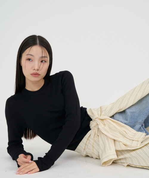 NUJOH(ヌゾ)の「Soft Sheer Crew Top / ソフトシアークルートップ(Tシャツ/カットソー・レディース・チャコールグレー/アイボリー/ブラック/イエロー・FREE)」の9枚目の写真