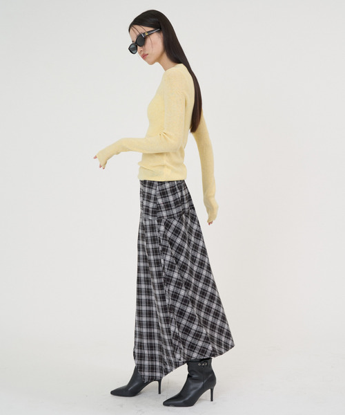 NUJOH(ヌゾ)の「Soft Sheer Crew Top / ソフトシアークルートップ(Tシャツ/カットソー・レディース・チャコールグレー/アイボリー/ブラック/イエロー・FREE)」の20枚目の写真