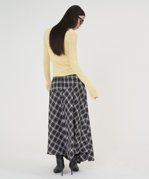 NUJOH(ヌゾ)の「Soft Sheer Crew Top / ソフトシアークルートップ(Tシャツ/カットソー・レディース・チャコールグレー/アイボリー/ブラック/イエロー・FREE)」の21枚目の写真