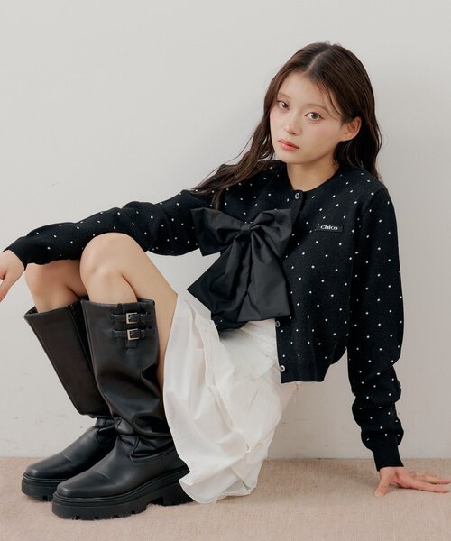 Chico(チコ)の「【セットアップ対応】リボンコンパクトニットカーディガン(カーディガン/ボレロ・レディース・グレー/ブラック系その他2/ブルー系その他2/ネイビー・FREE)」の2枚目の写真