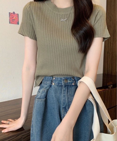 kirakiraShop(キラキラショップ)の「オンオフ使える万能リブニット。半袖 リブ サマーニット(ニット/セーター・レディース・グレー/ブラック/ホワイト/ベージュ/イエロー/パープル・FREE)」の13枚目の写真