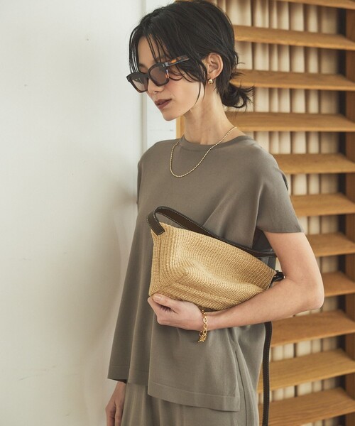 qualite(カリテ)の「【接触冷感】レーヨンストレッチフレンチ/春服/夏服/オフィスカジュアル/セットアップ対応(ニット/セーター・レディース・グレー/オフホワイト/チャコールグレー・フリー)」の11枚目の写真