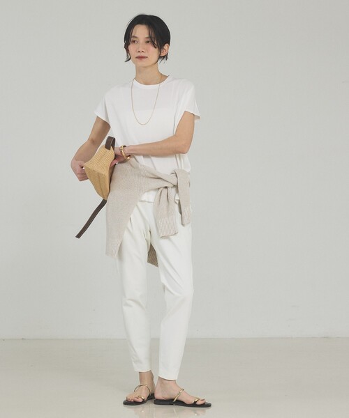 qualite(カリテ)の「【接触冷感】レーヨンストレッチフレンチ/春服/夏服/オフィスカジュアル/セットアップ対応(ニット/セーター・レディース・グレー/オフホワイト/チャコールグレー・フリー)」の13枚目の写真
