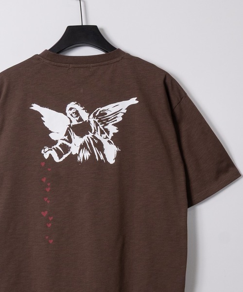 JOHN'S CLOSET（ジョンズクローゼット）の「【ab】〔BRANDALISED〕アソートアートデザイン 冷感スラブ天竺  半袖Tシャツ 接触冷感/速乾（Tシャツ/カットソー・メンズ・ホワイト系1/ホワイト系2/ブラウン系1/ブラウン系2/ブラック系2/ブラック系1・MEDIUM/LARGE/X-LARGE）」の6枚目の写真