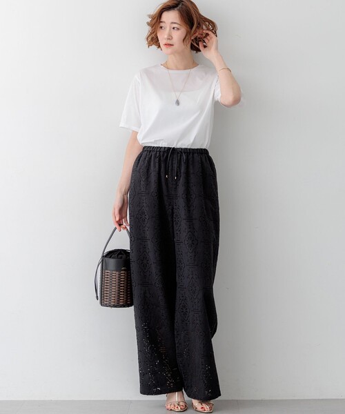 23区(ニジュウサンク)の「シアーコンフォート クルーネック Tシャツ(Tシャツ/カットソー・レディース・黄土色系/スカイブルー系/ホワイト系/ブラック系・40/38)」の15枚目の写真
