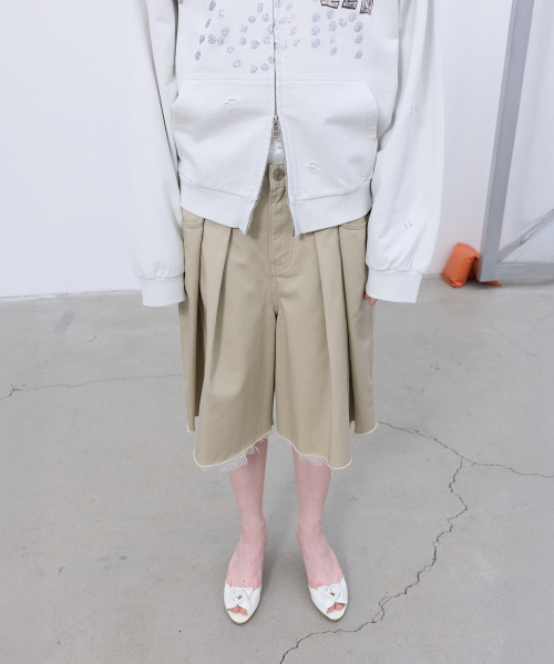 LCDC TM（エルシーディーシーティーエム）の「TUCK BERMUDA SHORTS (BEIGE)（その他パンツ・レディース・その他・SMALL/MEDIUM）」の13枚目の写真
